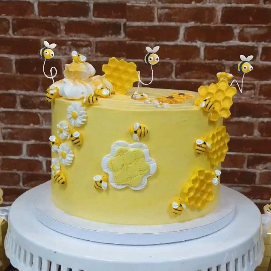¿Cuánto tiempo antes de la floración de las abejas se debe comer tortas proteicas?