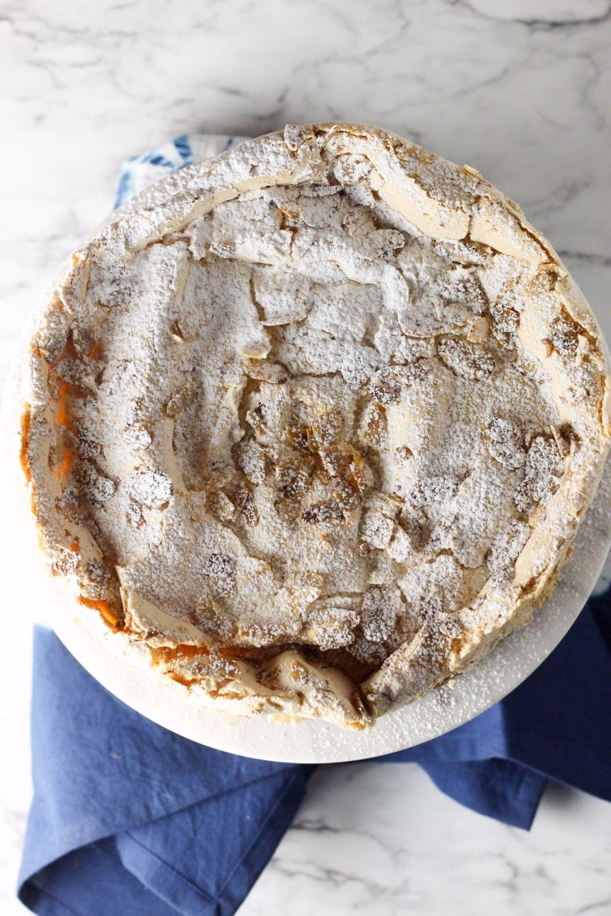 How do you make a toasted almond torte?