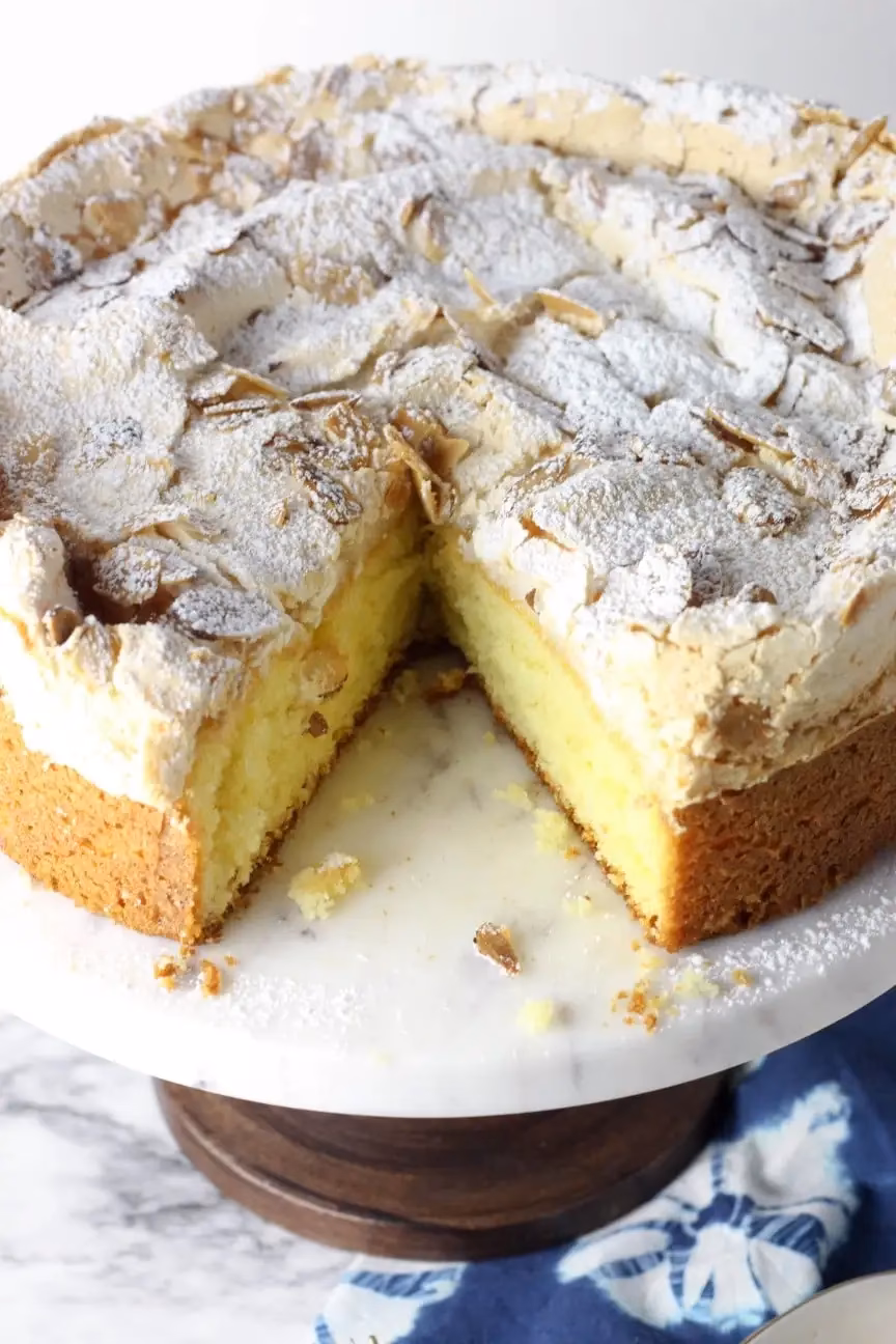 How long do you bake meringue in the oven?