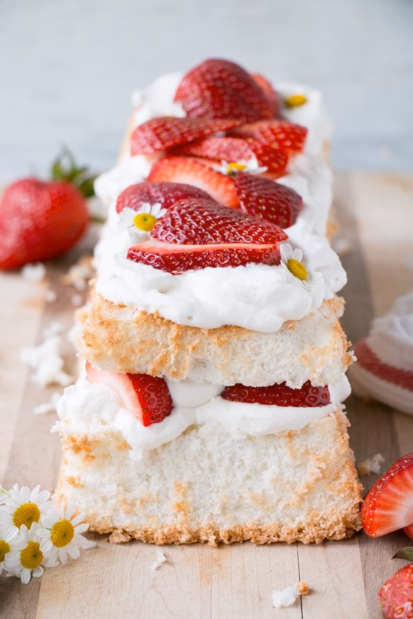 How do you make angel food cake with frozen strawberries?