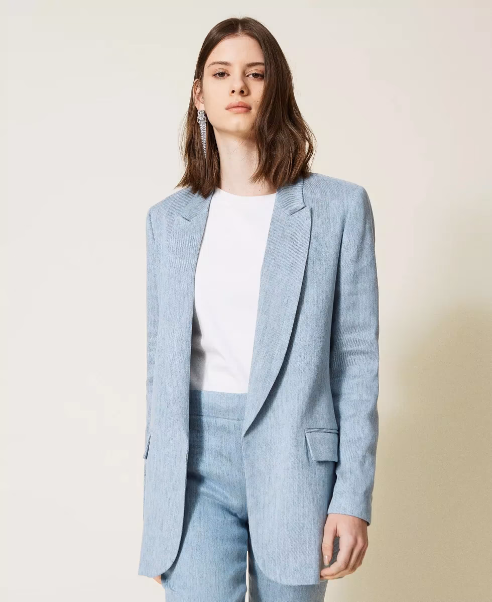 ¿Cómo usar un Blazer de lino?