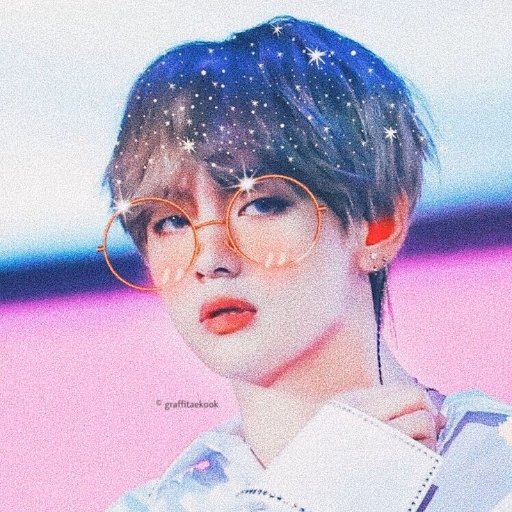 Where can I find a Kim Taehyung wallpaper?