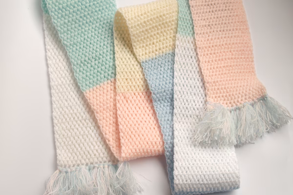 ¿Cómo colgar una bufanda?