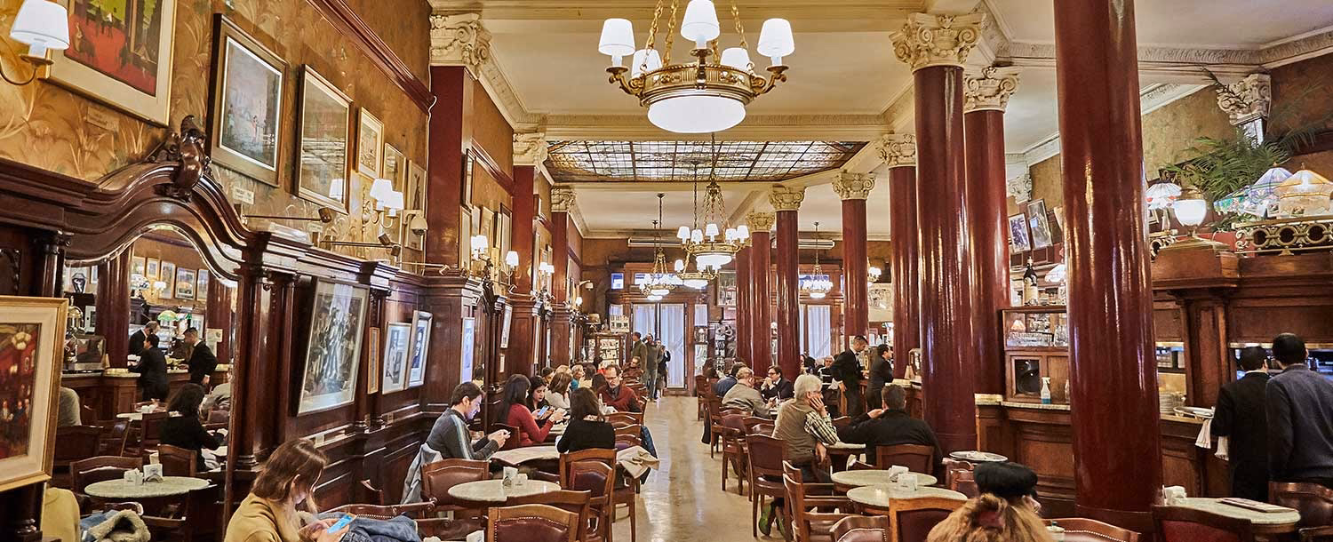 ¿Qué se puede comer en el Gran Café Tortoni de Buenos Aires?
