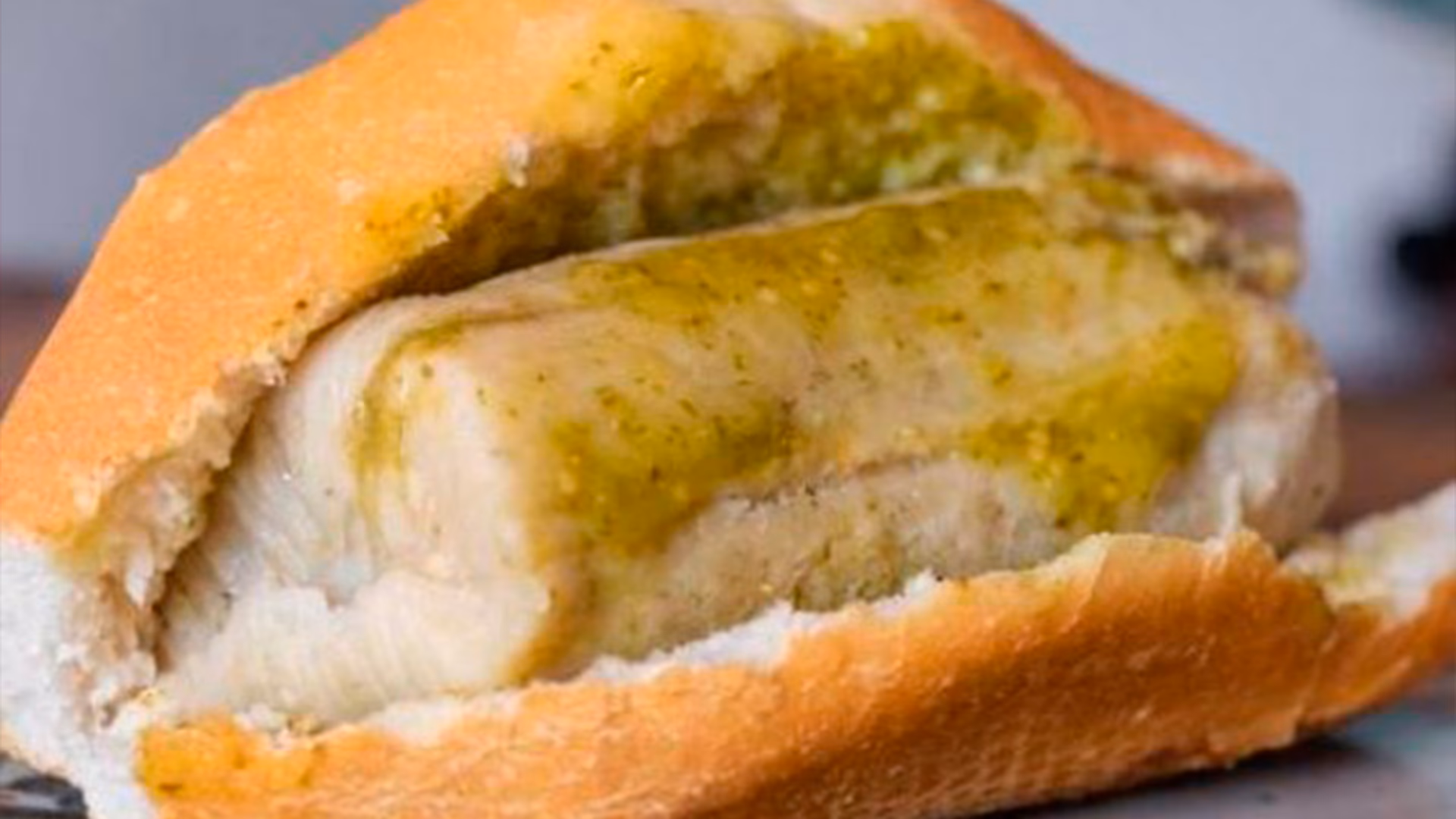 ¿Qué pasa si comes una torta con tamal frito?