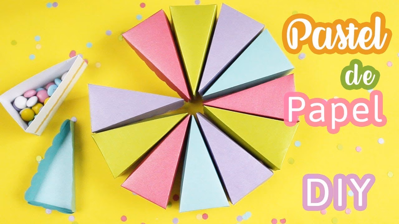 ¿Qué se agrega entre las capas de una torta de hoja?