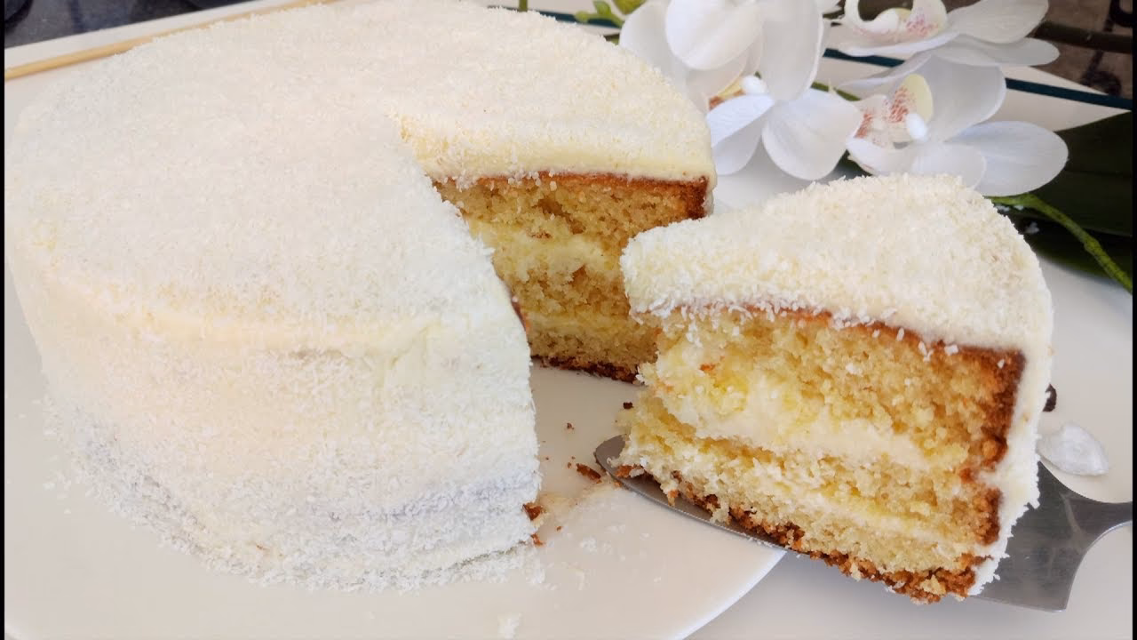 ¿Qué es una torta de coco húmeda?