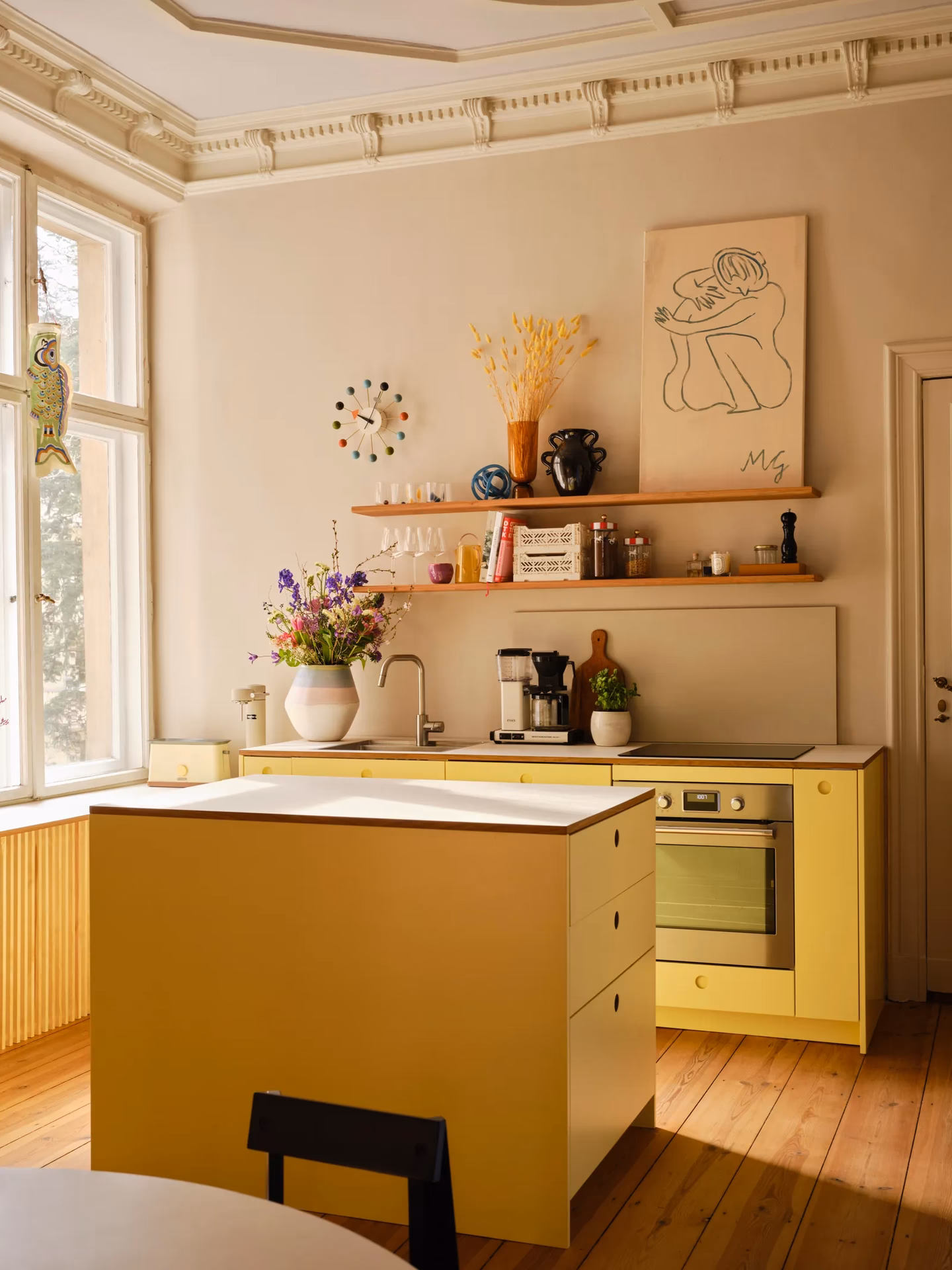 ¿Cuáles son los colores de la cocina amarilla?