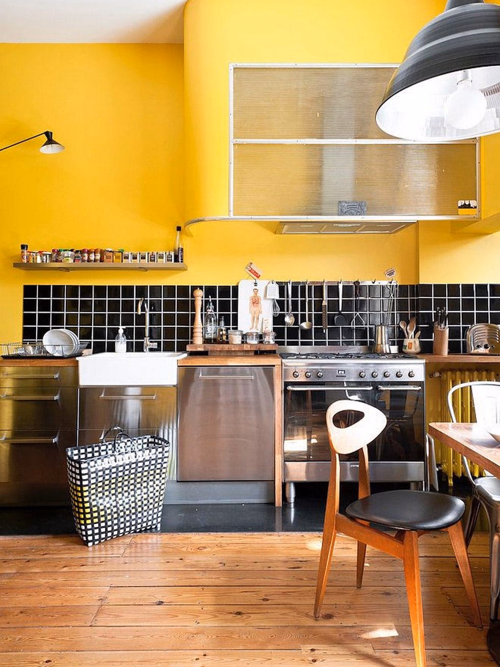 ¿Cómo se pueden usar los tonos amarillos en la cocina?