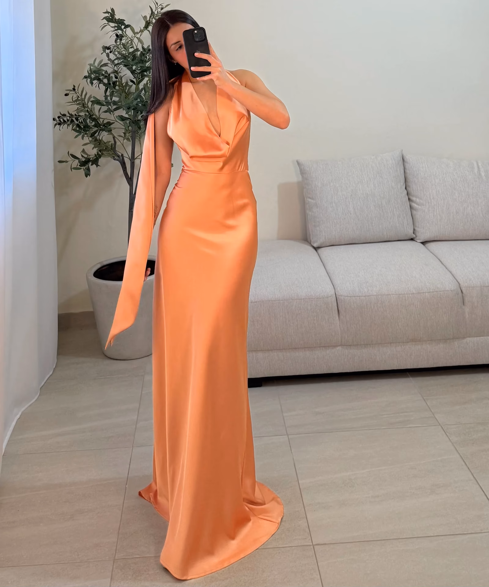 ¿Por qué vestirse con el color naranja?