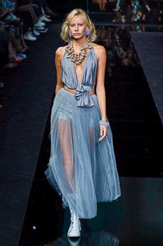 ¿Cuáles son los diseños de Emporio Armani?