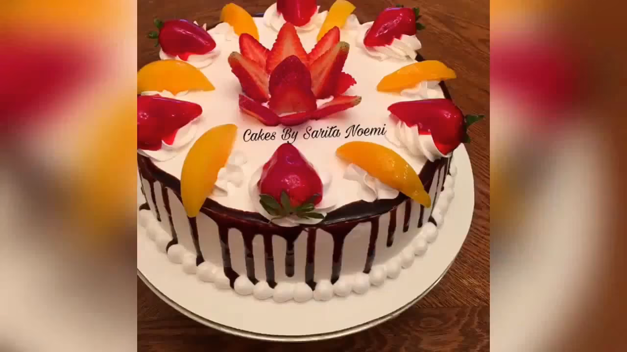 ¿Cómo decorar un pastel con frutas?