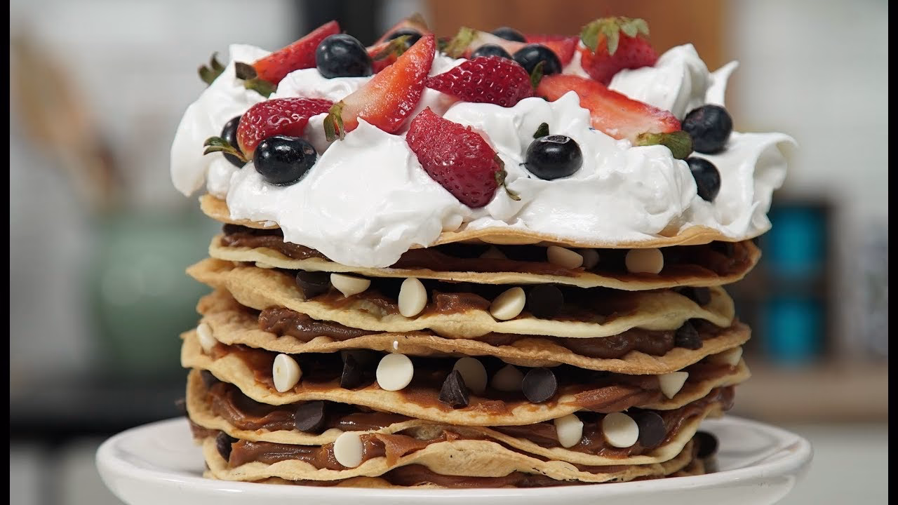 ¿Qué tipo de dulce de leche lleva la torta Rogel?