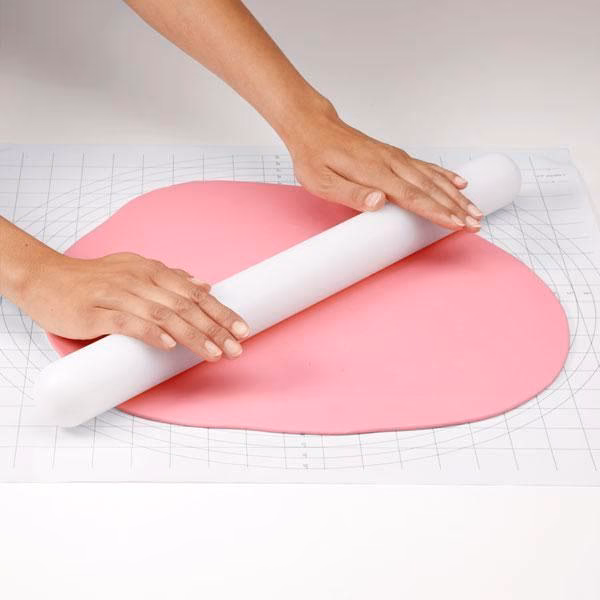 ¿Cómo estirar el fondant?