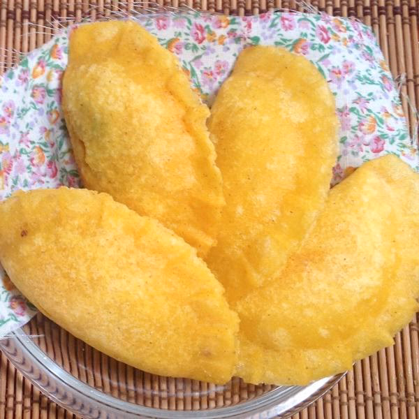 Como fazer o pastel ficar dourado?