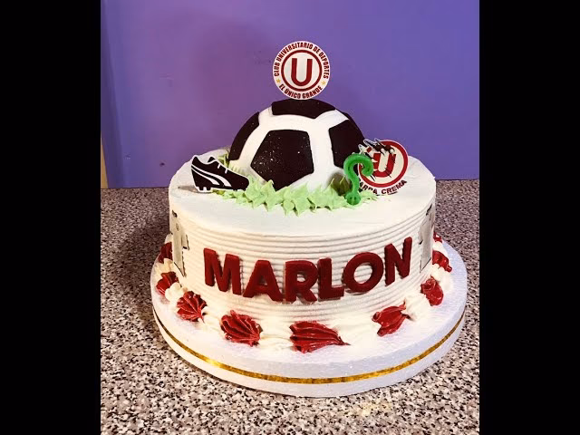 ¿Cómo cambiar los colores de un logo en Canva?