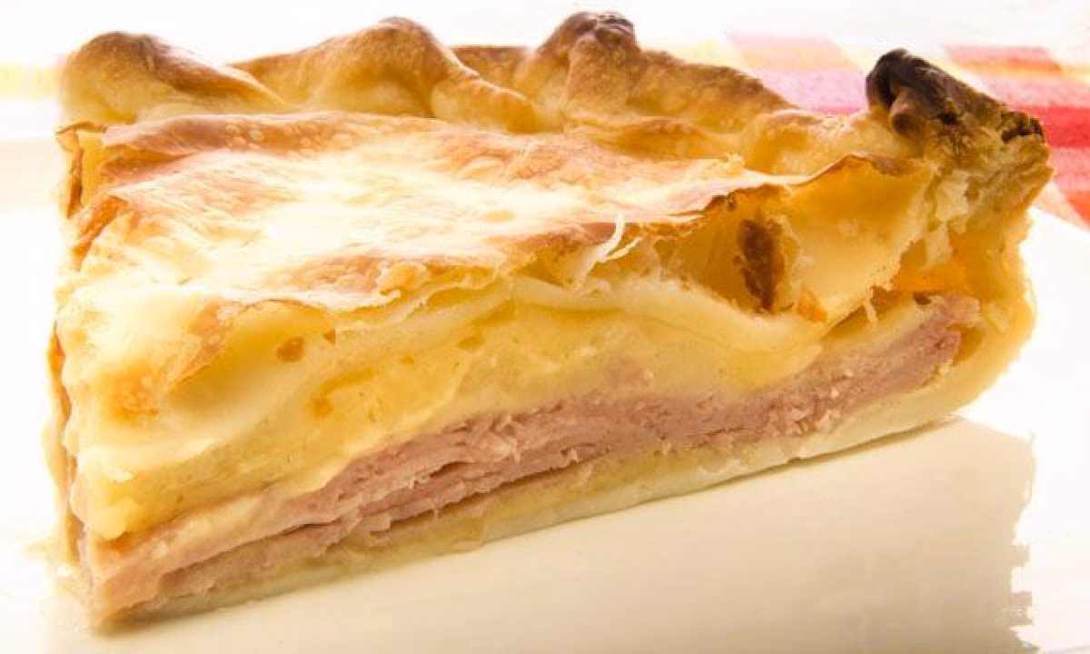 ¿Cómo preparar una torta de jamón y queso?