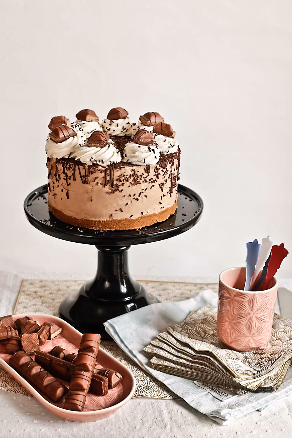 ¿Qué ingredientes se necesitan para preparar Kinder Bueno?