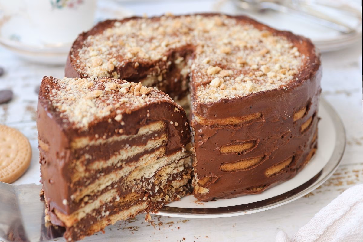 ¿Cómo hacer marquesa de chocolate con galletas María?