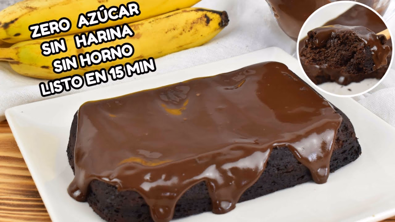 ¿Cuáles son los ingredientes de la torta de avena banana y cacao?
