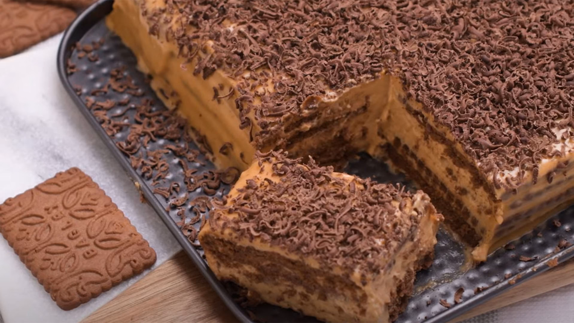 ¿Cómo se prepara la chocotorta para un postre rápido?