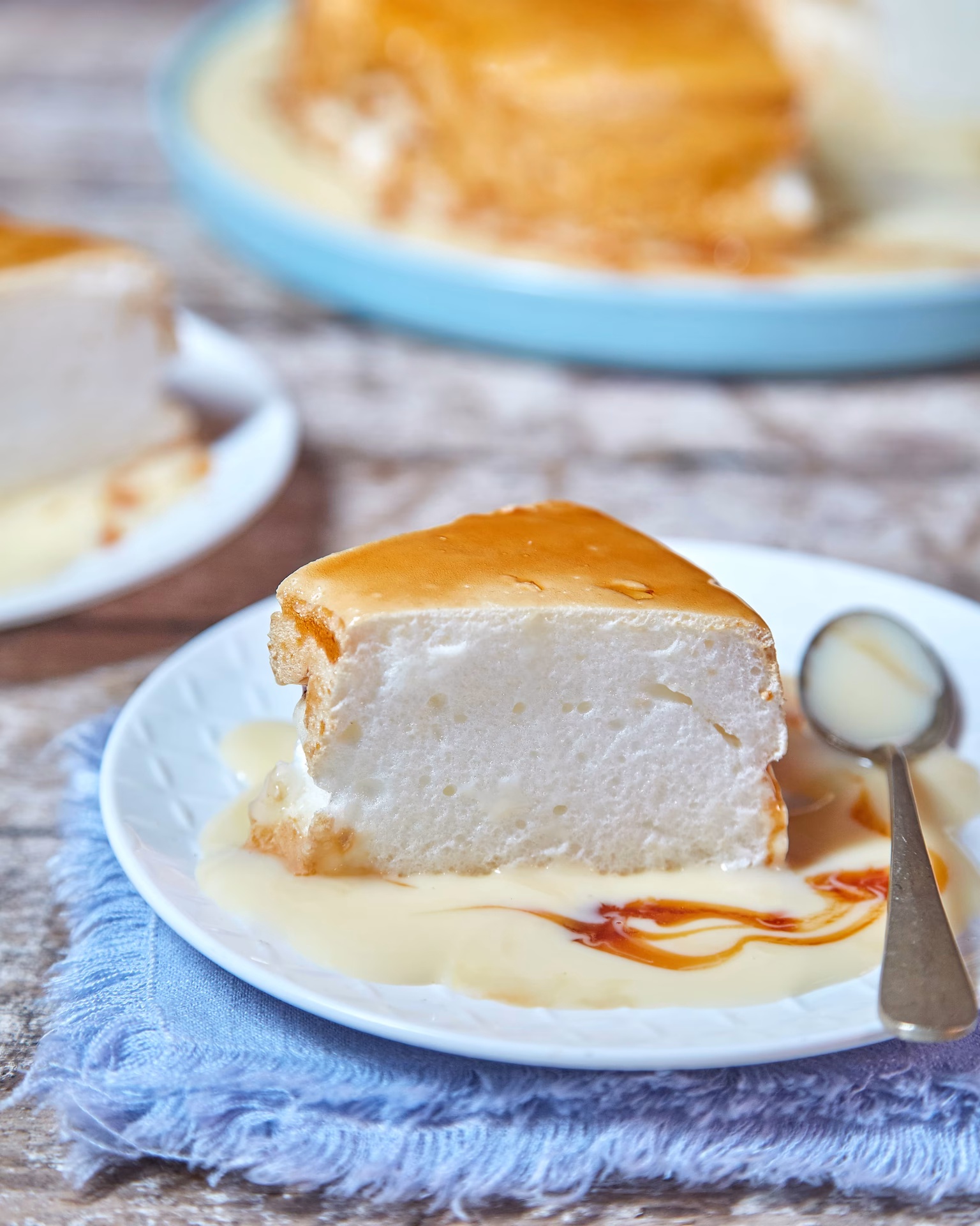 ¿Cómo preparar una isla flotante?