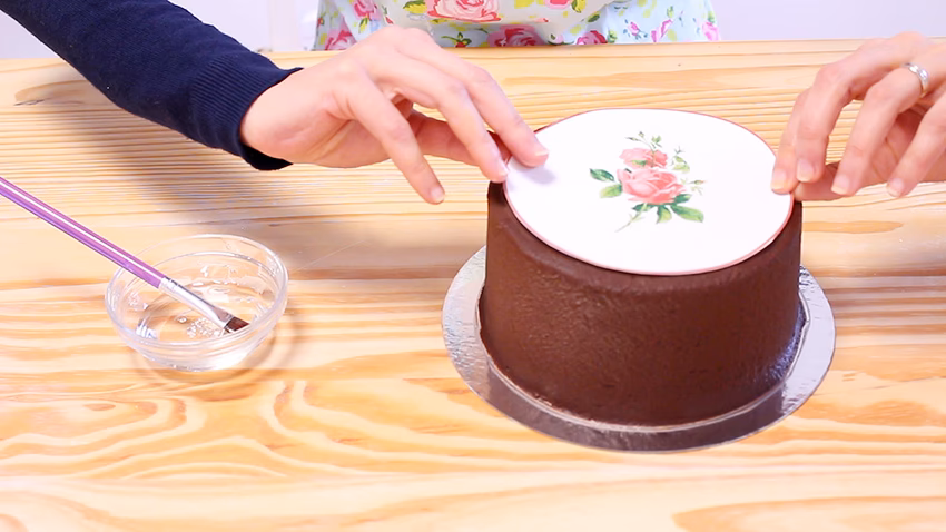 ¿Cómo se prepara la torta?