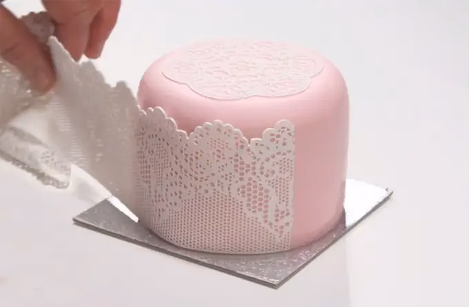 ¿Por qué el pie se pone de puntillas?