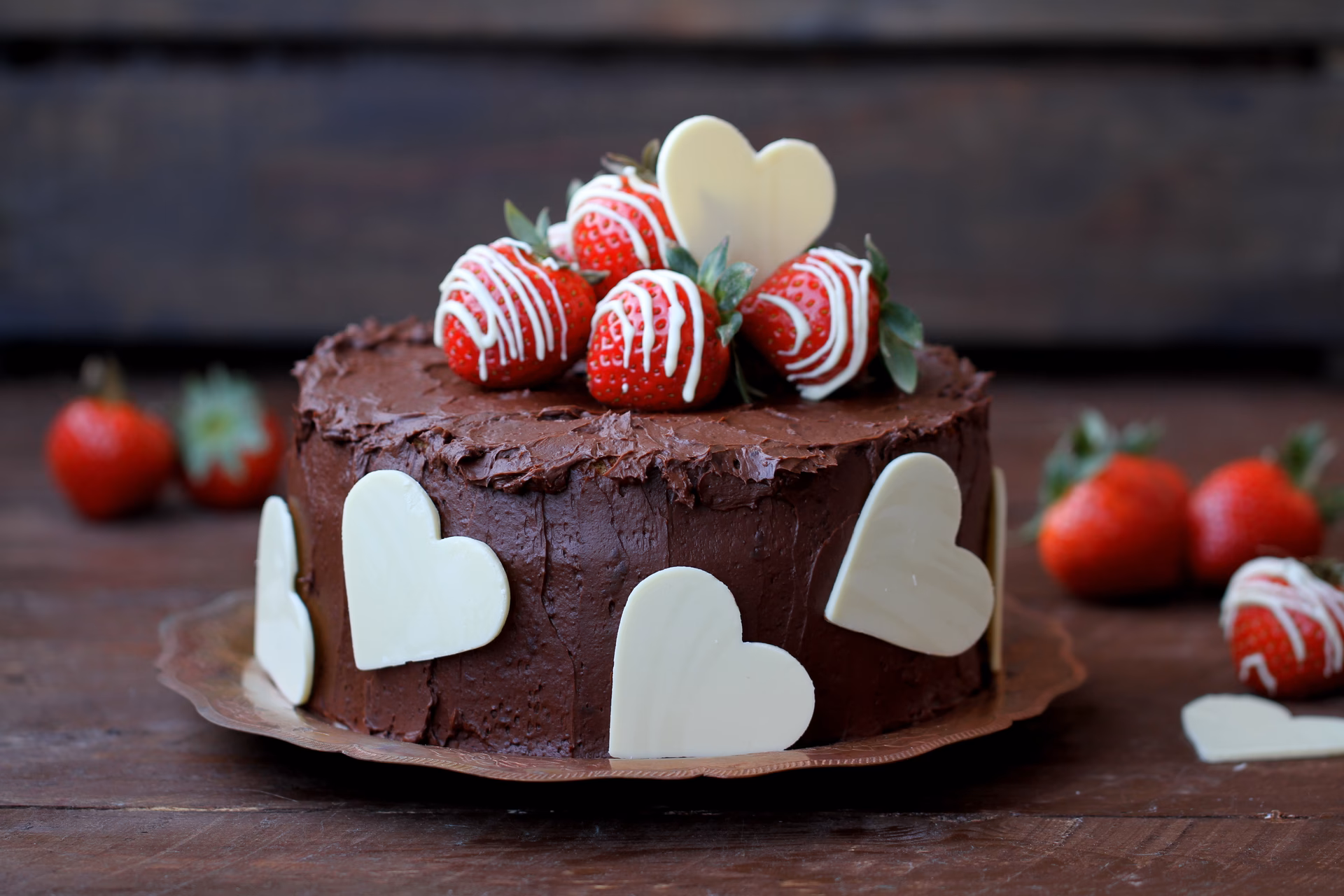 ¿Cómo añadir tu toque personal a los corazones de chocolate?