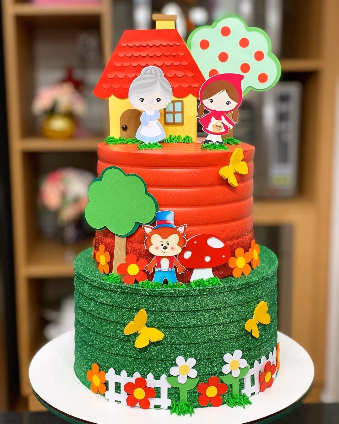 ¿Cómo celebrar a Caperucita Roja su cumpleaños?