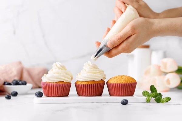 ¿Cómo hacer un cupcake dulce?