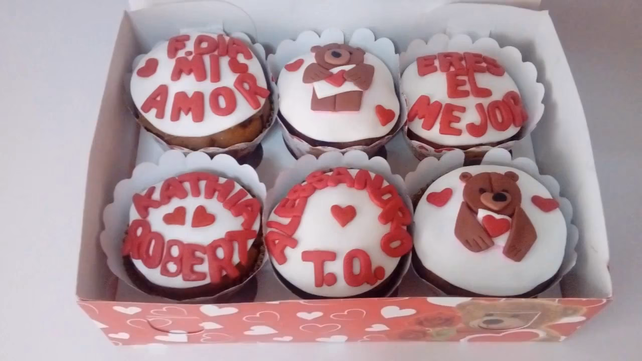 ¿Cómo se preparan los cupcakes de chocolate?