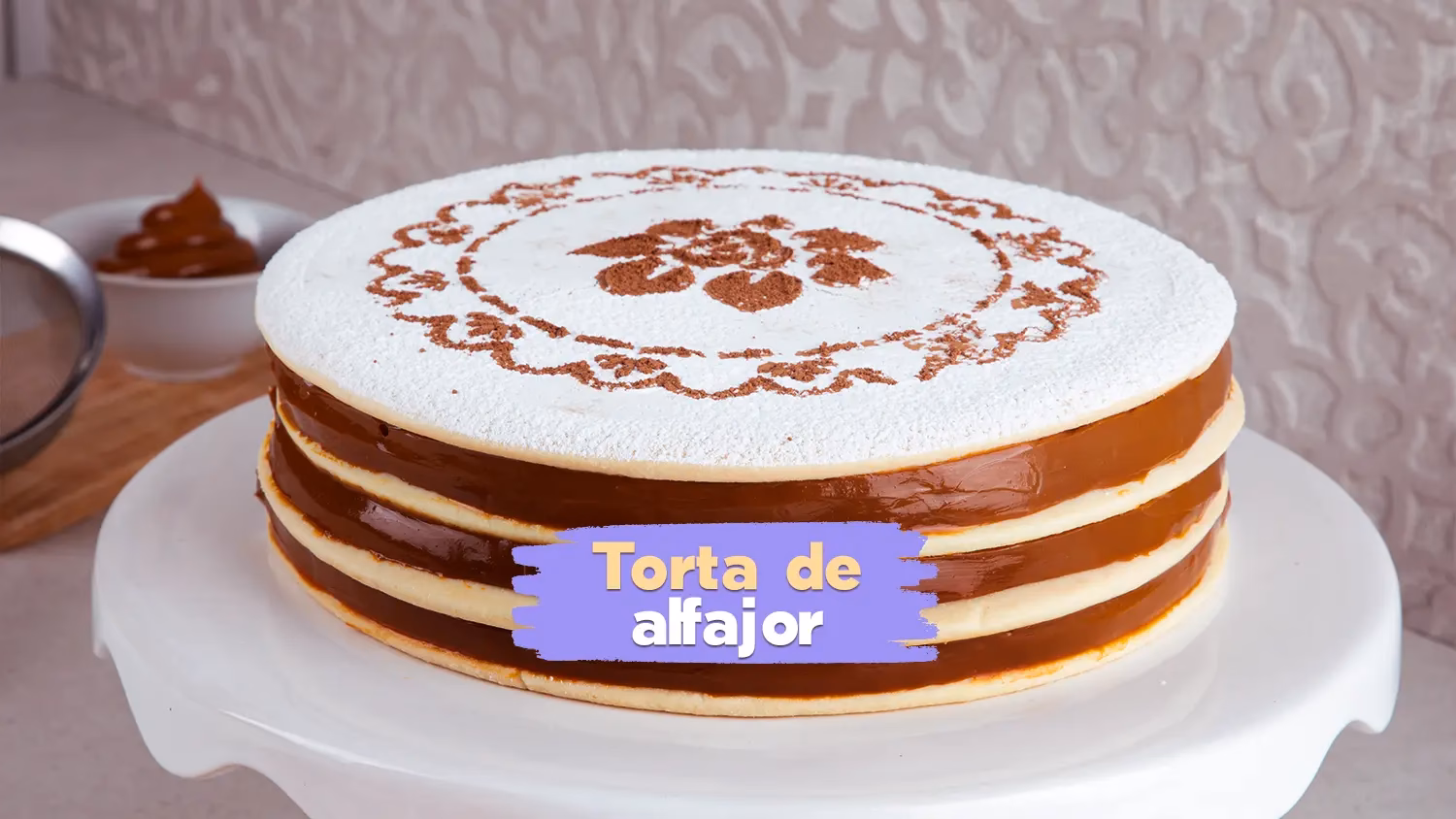 ¿Qué contiene la torta alfajor de maicena?