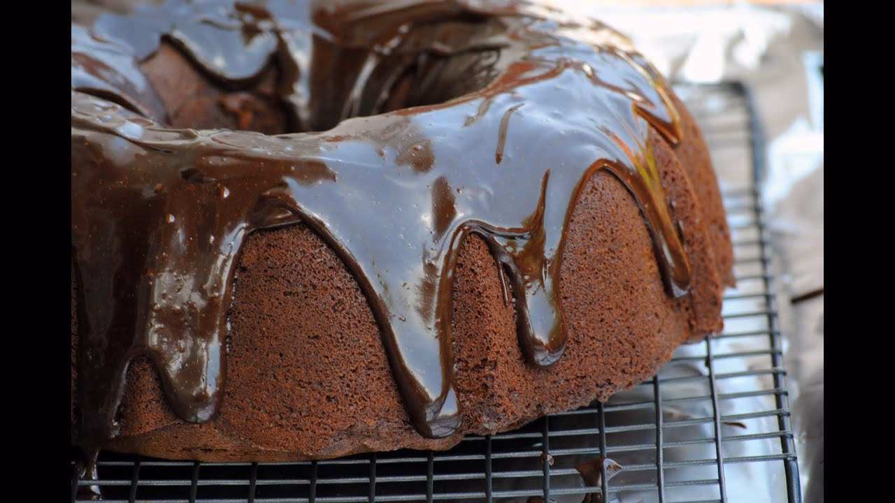 ¿Cómo se hace la salsa de chocolate?
