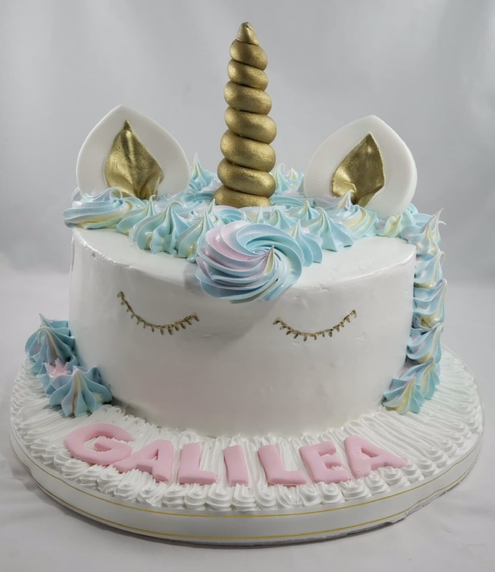 ¿Cuántas cajas de dulces tiene un unicornio?