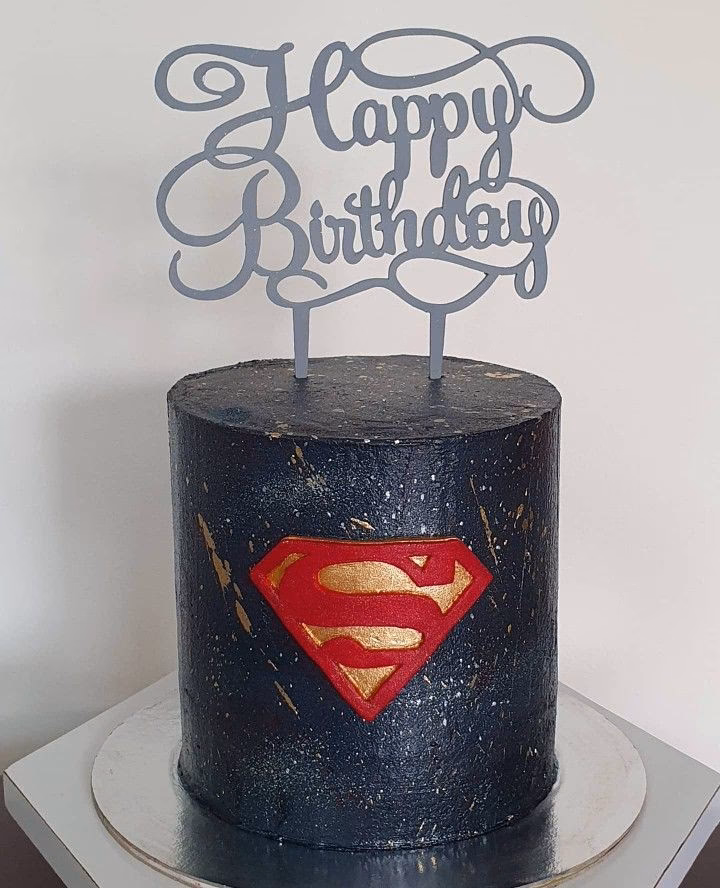 ¿Quién ataca a Superman?