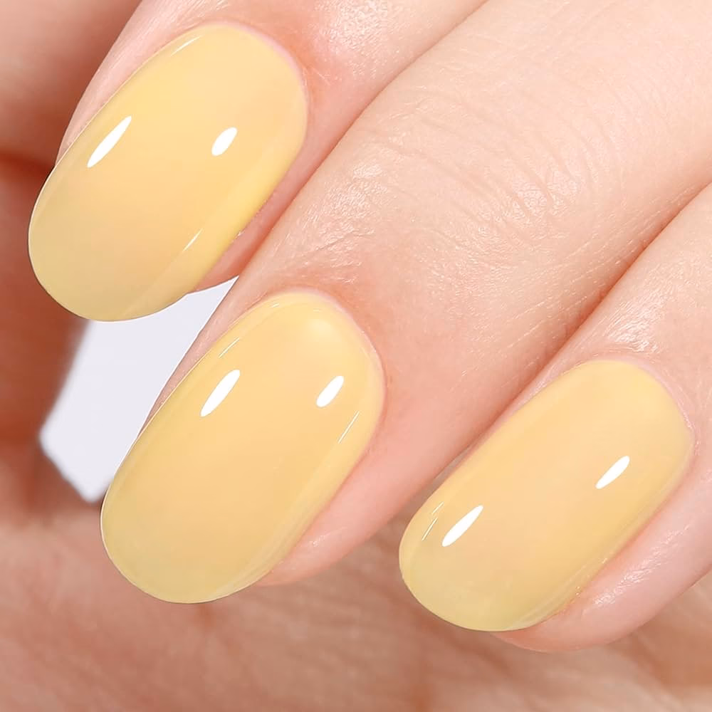 ¿Cómo pintar las uñas con esmalte amarillo?