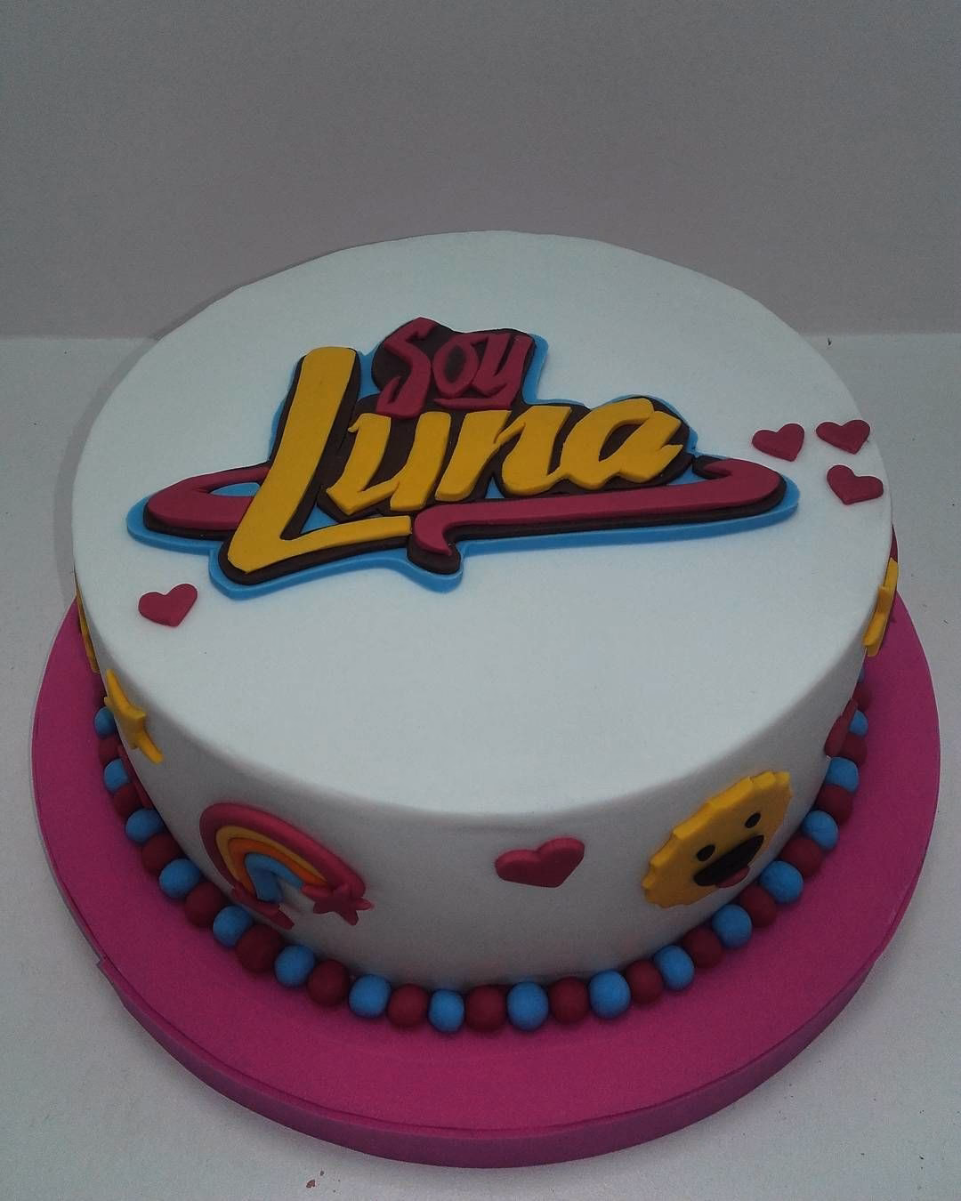 ¿Qué adorno se puede usar para la fiesta de Soy Luna?