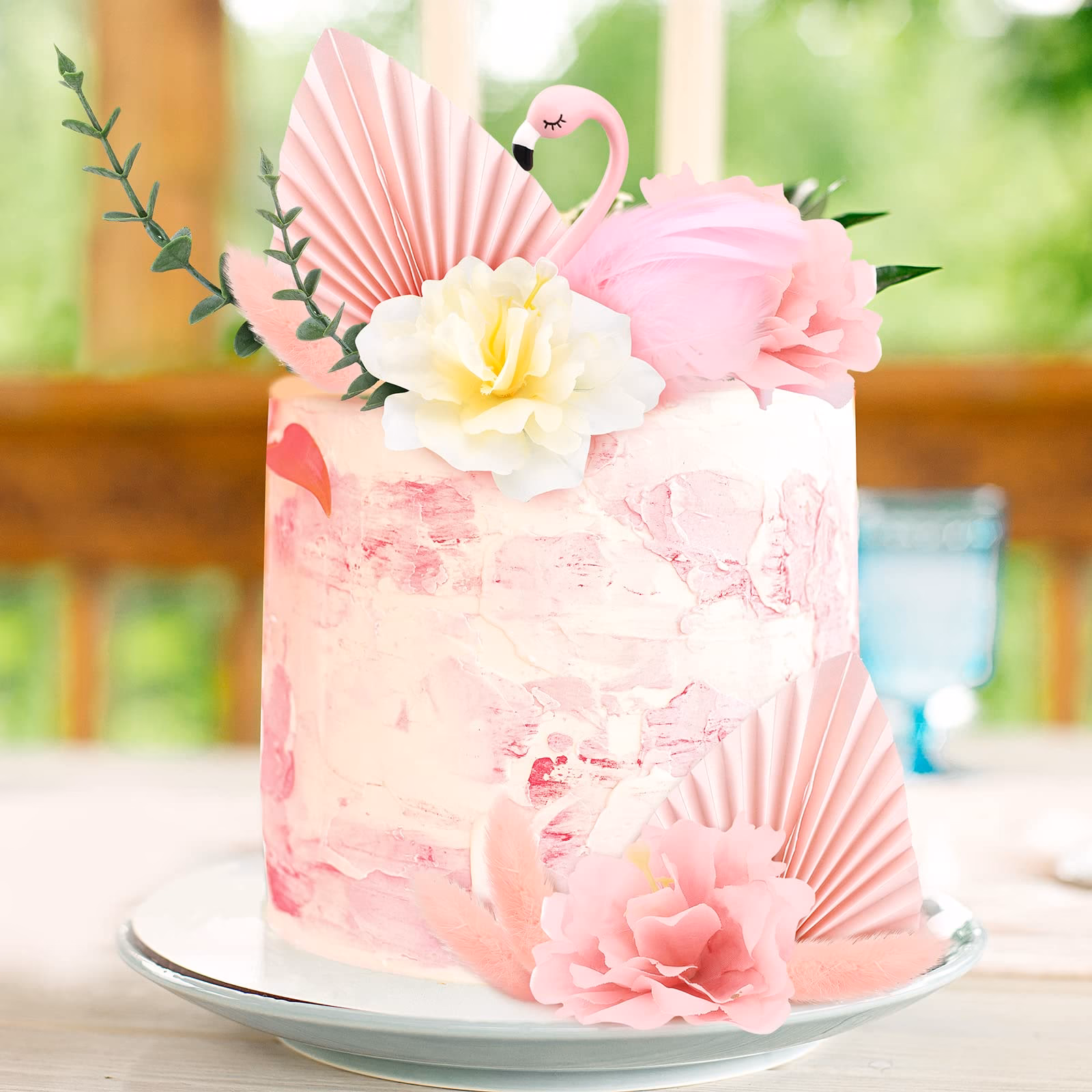 ¿Cómo se combinan las flores para la cabeza de flamenca?