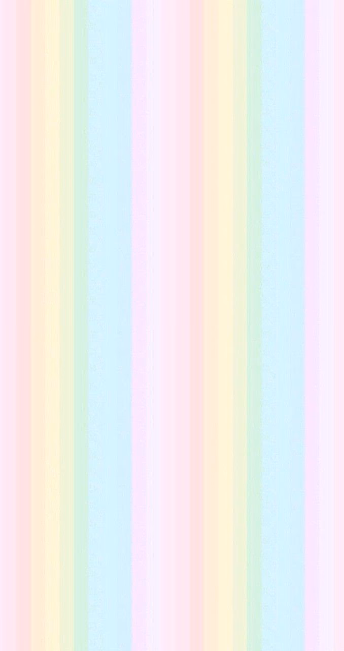 ¿Cuál es la mejor manera de cubrir pasteles falsos redondos?