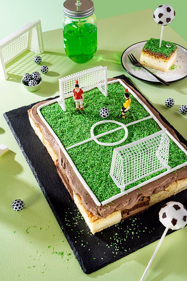 Was macht kleine und große Fußball-Fans glücklich?