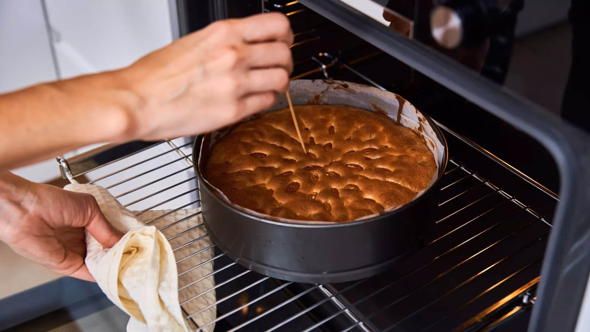 ¿Cuánto tiempo se tarda en cocer un pastel?