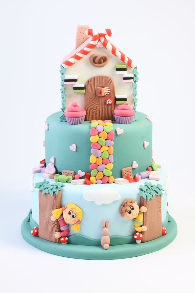 ¿Qué hacer con Hansel y Gretel en la casa del pan de jengibre?