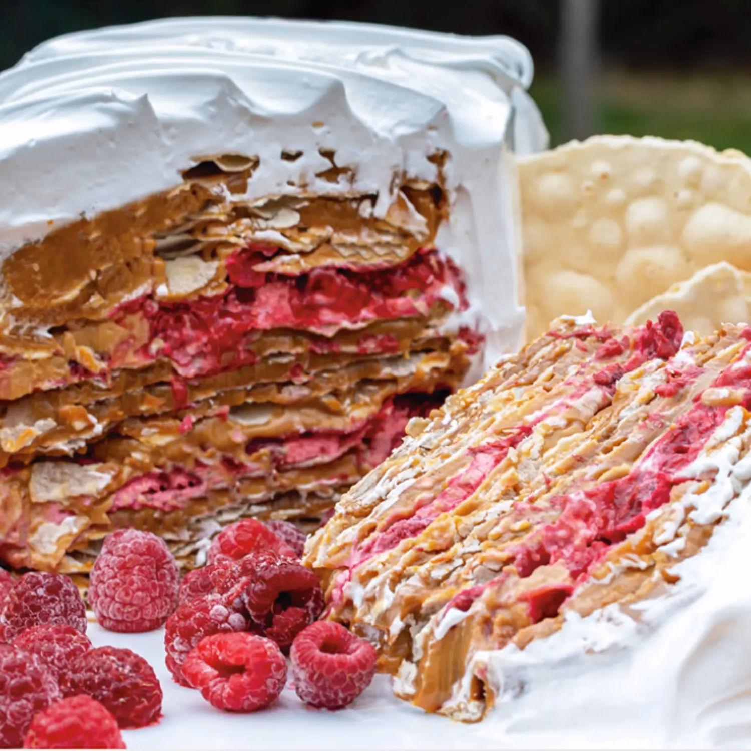 ¿Cómo hacer una torta de mil hojas con nueces?