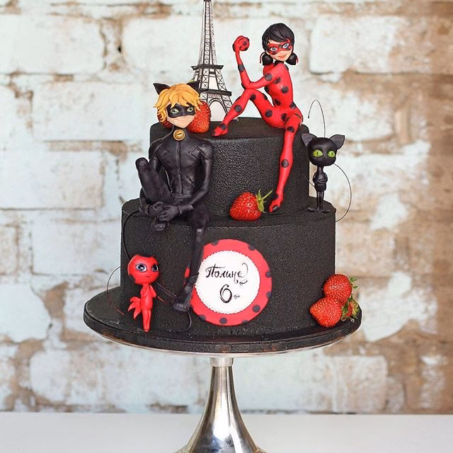 ¿Por qué se cambian los dibujos animados de Ladybug y Cat Noir?