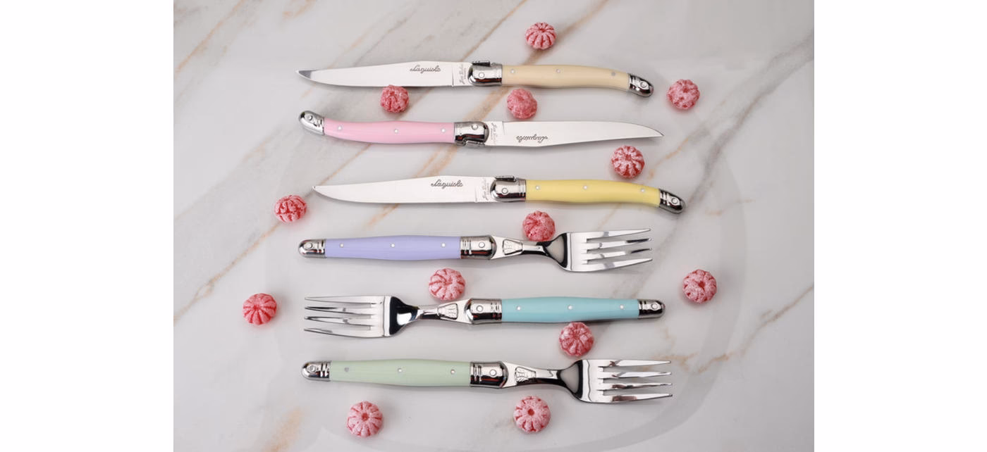 What cutlery sets are available from Laguiole?