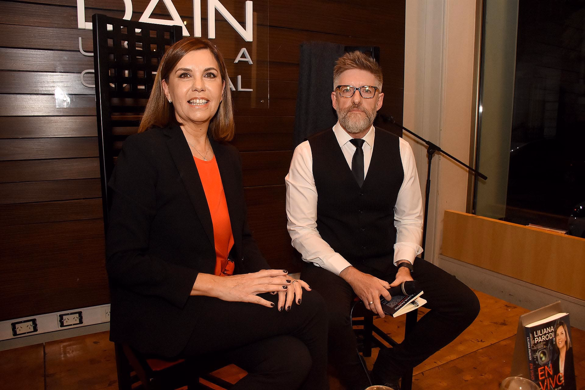 ¿Cuáles son las carreras de Liliana Parodi?