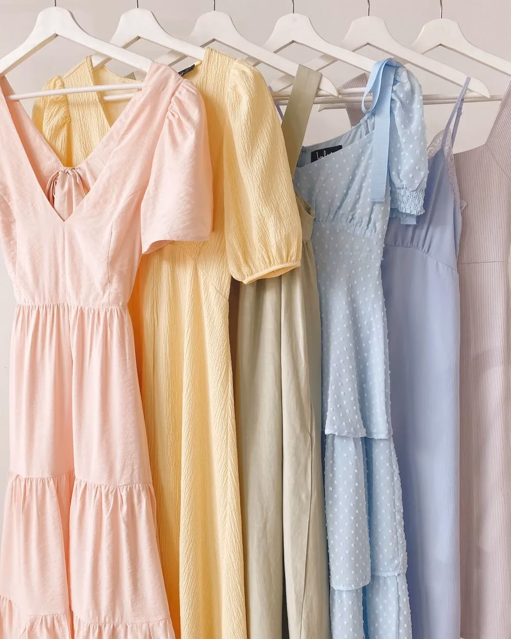Why should you buy a Lulus dress?