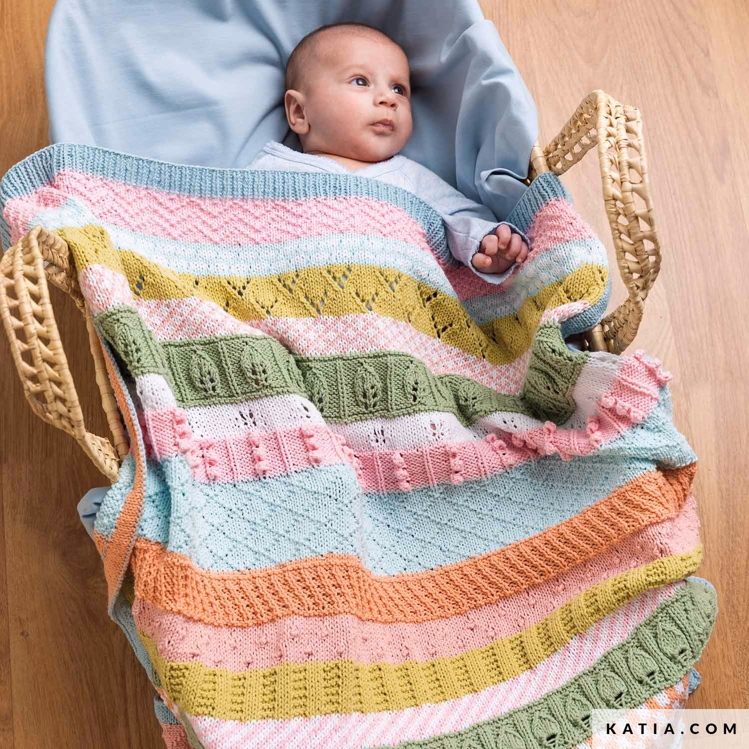 ¿Cómo tejer una manta en dos agujas?