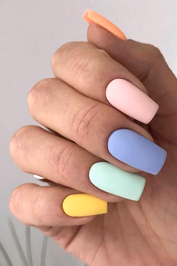 What is a matte gel nail polish?